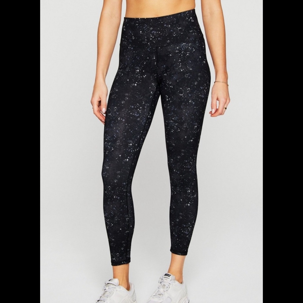 Fabletics power hold leggings